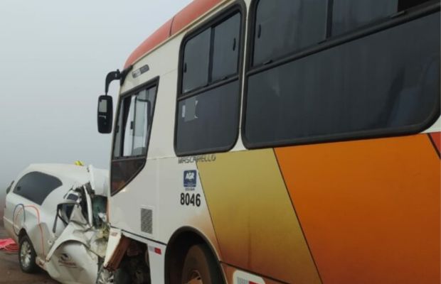 acidente-fatal-entre-carro-funerario-e-onibus-na-go-320