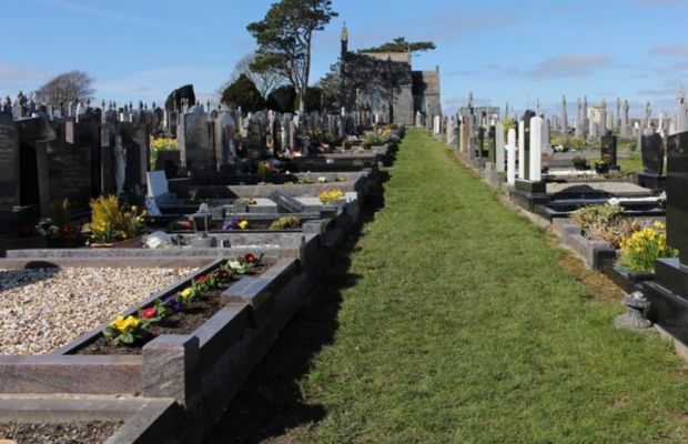 A origem do sepultamento e enterro